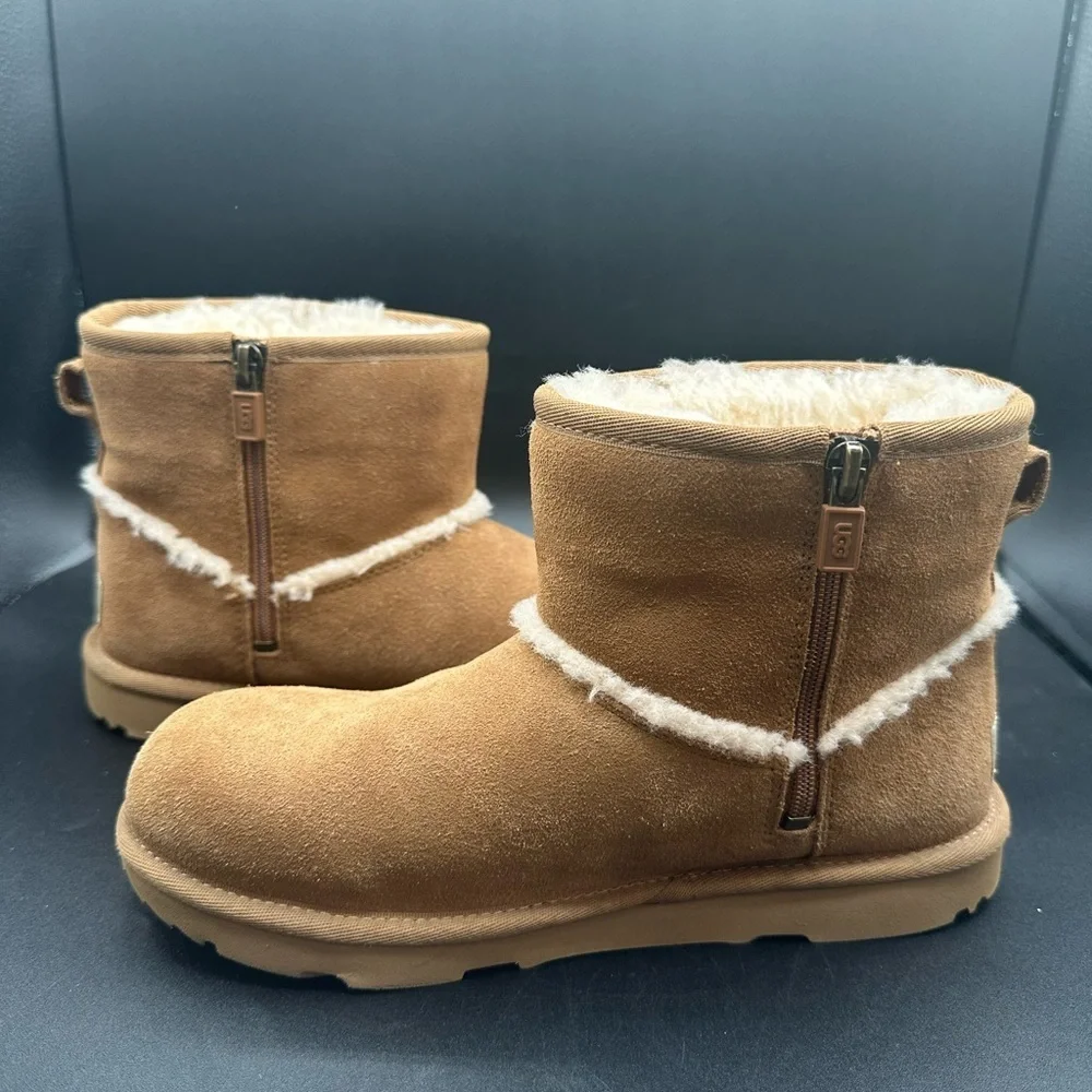 UGG Classic Mini Spill Seam Boot Chestnut Suede Shearling Zipper Women’s Size 5